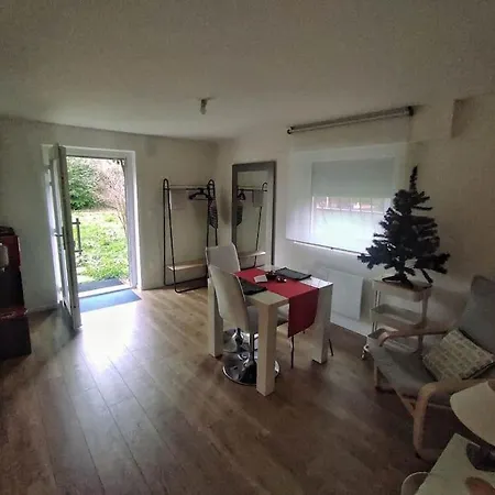 Joli Individuel Dans Maison *